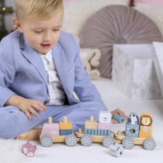 Viga Toys Montessori drevený vláčik s vagónmi a zvieratkami na ťahanie PolarB