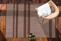 kobercomat.sk Moderné vonkajšie koberec Brown v riadkoch 120x180 cm 