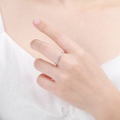 MOISS Minimalistický strieborný prsteň so zirkónmi R00023 (Obvod 54 mm)