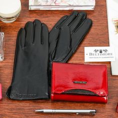 Beltimore  K25-A04 Dámska kožená sada peňaženka červená s rukavicami