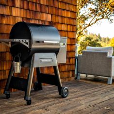 IRONWOOD 650 peletový gril Traeger