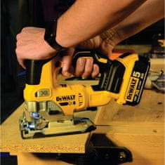 DeWalt 18,0 V príklepová píla 135 mm telo