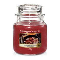 Yankee Candle vonná sviečka Crisp Campfire Apples (Jablká pečené na ohni) 411g