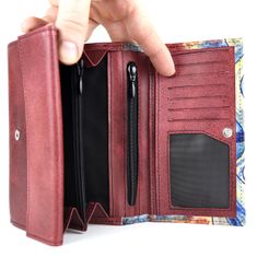 VegaLM Dámska ručne maľovaná kožená peňaženka 8542 s motívom Jar