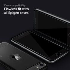 Spigen Ochranné Tvrdené Sklo sklo Fc iPhone 7 / 8 / Se 2020 / 2022 Black