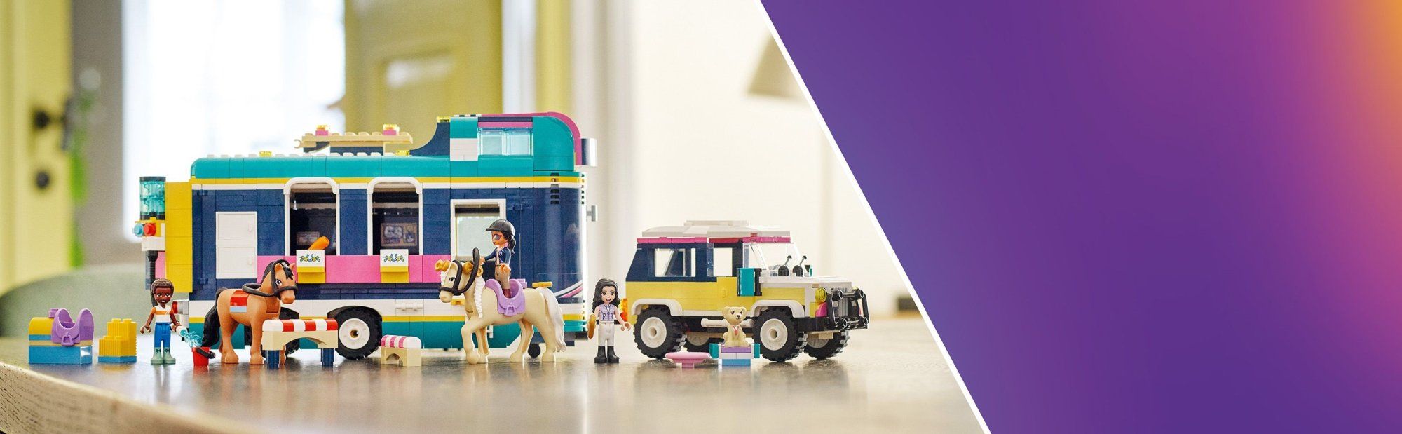 LEGO Friends 41722 Auto s prívesom pre kone