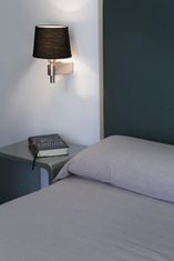 FARO Barcelona FARO ROOM nástenná lampa, čierna