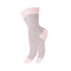 Footstar Dámskych 5 párov bavlnených ponožiek Srdiečka a prúžky Veľkosť: 35-38